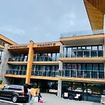 Luxury Mountain With Private Sauna 아파트