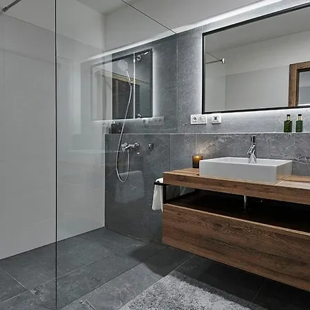 Luxury Mountain With Private Sauna דירה